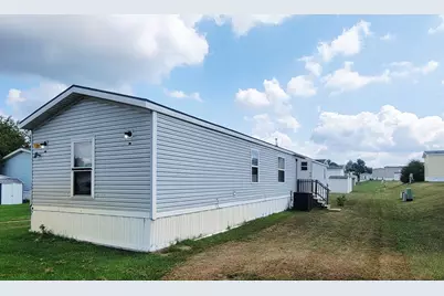1194 W Grey Court, Wayland, MI 49348 - Photo 2
