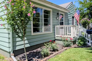 216 2nd St, Sturgis, MI 49091 - Photo 2