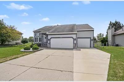 2444 Sunny Creek Street SE, Kentwood, MI 49508 - Photo 2