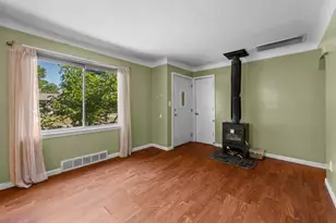 33967 Wadsworth St, Livonia, MI 48150 - Photo 20