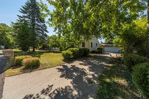 33967 Wadsworth St, Livonia, MI 48150 - Photo 4
