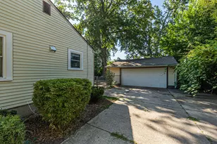 33967 Wadsworth St, Livonia, MI 48150 - Photo 6
