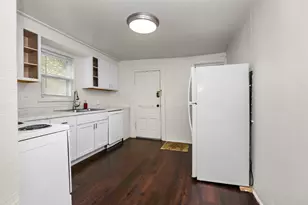 124 Felch St, Ann Arbor, MI 48103 - Photo 10