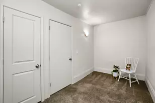 124 Felch St, Ann Arbor, MI 48103 - Photo 12