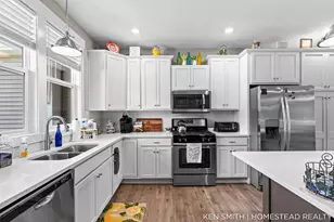 6173 Harmon Green Ave SW, Grandville, MI 49418 - Photo 8