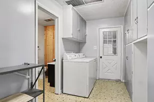 1207 Wilson Ave, Sturgis, MI 49091 - Photo 10