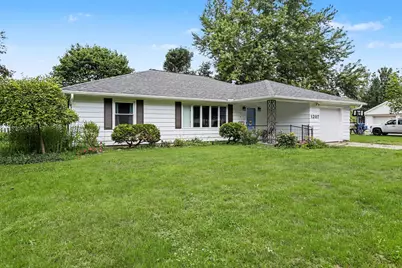1207 Wilson Avenue, Sturgis, MI 49091 - Photo 2