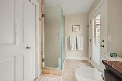 2559 Foster Avenue NE, Grand Rapids, MI 49505 - Photo 14