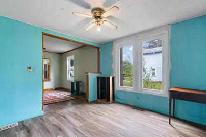 815 E Front Street, Adrian, MI 49221 - Photo 12