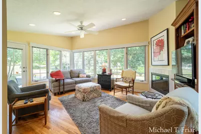6479 Ridgemont Drive SE, Grand Rapids, MI 49546 - Photo 16