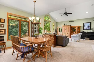 6369 Breckenridge Dr, Kalamazoo, MI 49009 - Photo 4