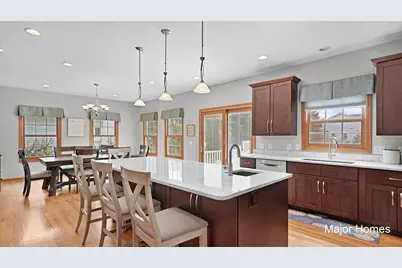 878 Wallin Drive, Jenison, MI 49428 - Photo 4