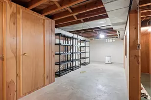 1181 Kay Pkwy, Ann Arbor, MI 48103 - Photo 16