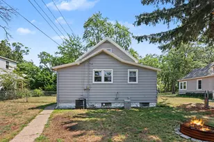 2067 Addison St, Muskegon, MI 49441 - Photo 36