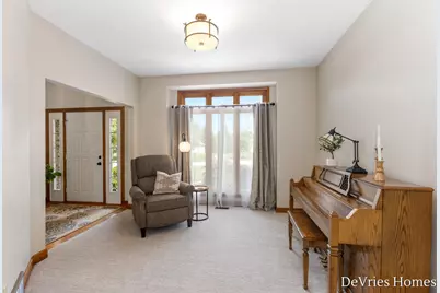 6311 Summerhill Drive, Hudsonville, MI 49426 - Photo 10