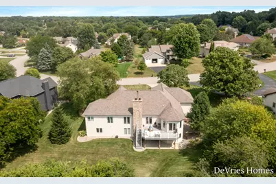 6311 Summerhill Drive, Hudsonville, MI 49426 - Photo 4