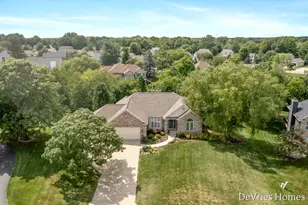 6311 Summerhill Dr, Hudsonville, MI 49426 - Photo 2