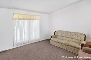 13813 Shamrock Ln, Cedar Springs, MI 49319 - Photo 4