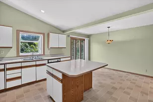 12311 Will Mill Dr, Milford, MI 48380 - Photo 22