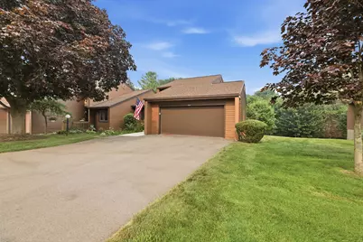 625 Maple Creek Drive #35, Holland, MI 49423 - Photo 2