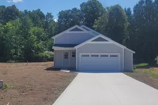 20535 Edgewood Dr, Big Rapids, MI 49307 - Photo 1