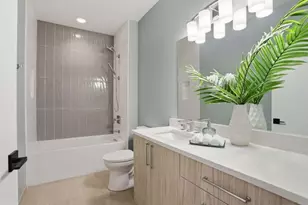 3 N Bailey Ave, South Haven, MI 49090 - Photo 30