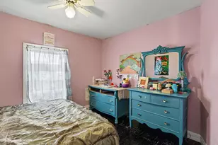 109 S Division St, Whitehall, MI 49461 - Photo 32