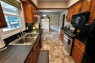 536 Schaeffer Dr, Coldwater, MI 49036 - Photo 8