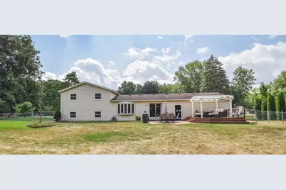 536 Schaeffer Drive, Coldwater, MI 49036 - Photo 2