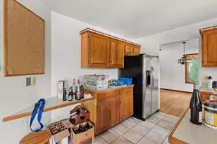 9856 Oak Forest Cir, Kalamazoo, MI 49009 - Photo 12