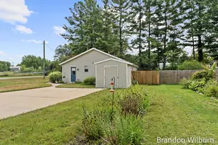 160 Grand St, Casnovia, MI 49318 - Photo 36