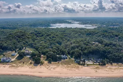 345 Dunegrass Ridge #14, Saugatuck, MI 49453 - Photo 4