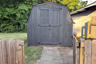 608 Garfield Ave NW, Grand Rapids, MI 49504 - Photo 24