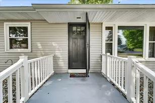 4940 Wanda Dr, Jackson, MI 49201 - Photo 2