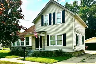 324 S Hamilton St, Marshall, MI 49068 - Photo 1