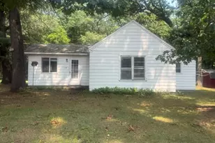 1709 Pine St, Newaygo, MI 49337 - Photo 8