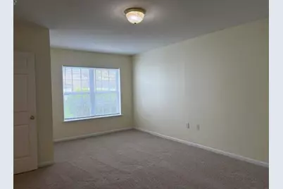2736 S Knightsbridge Circle, Ann Arbor, MI 48105 - Photo 12