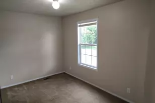 3907 Vail Ave NW, Grand Rapids, MI 49544 - Photo 24