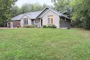 1662 Sycamore St, Otsego, MI 49078 - Photo 1