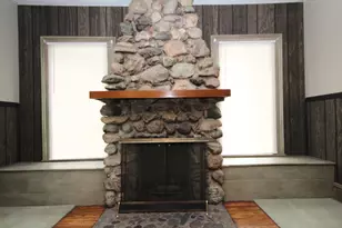 208 S Michigan Ave, Vicksburg, MI 49097 - Photo 12