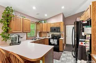 3170 Marcia Ln, Hamilton, MI 49419 - Photo 10