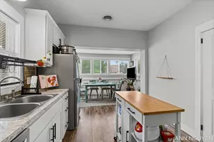 805 Cesar E. Chavez Ave SW, Grand Rapids, MI 49503 - Photo 20