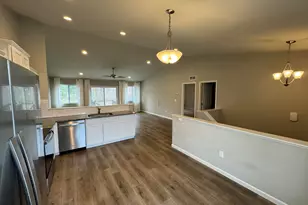 516 MacDonough St, Jackson, MI 49201 - Photo 12