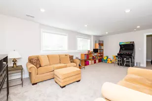1423 N Village Cir, Kalamazoo, MI 49009 - Photo 28