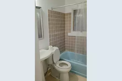 20001 Yacama Avenue, Highland Park, MI 48203 - Photo 8