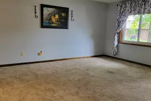 607 Gardenview Dr SW, Byron Center, MI 49315 - Photo 6