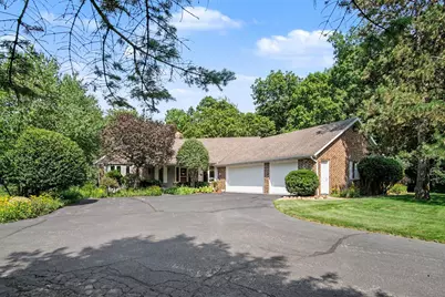 7930 Crestview Drive NE, Belmont, MI 49306 - Photo 2
