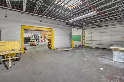 330 Upton Avenue #- Garage, Battle Creek, MI 49037 - Photo 2