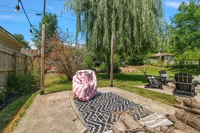 1555 Carlton Avenue NE, Grand Rapids, MI 49505 - Photo 32