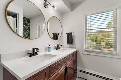 1555 Carlton Avenue NE, Grand Rapids, MI 49505 - Photo 20